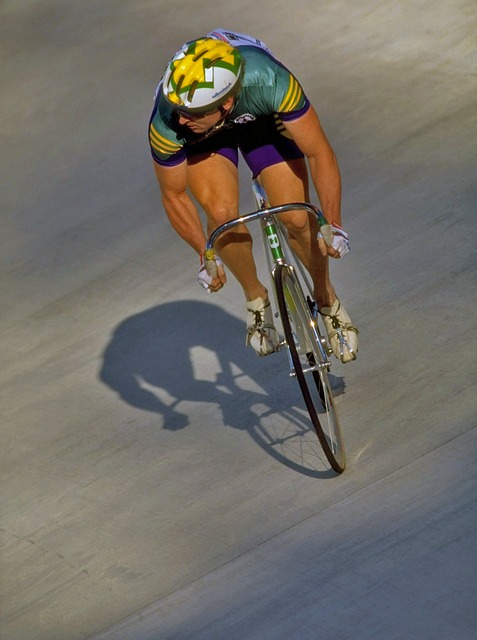 員中的典範 員中的典範