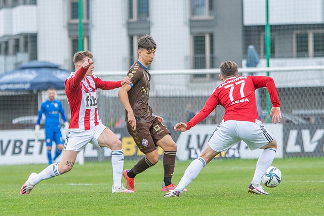 的动态和球 的动态和球